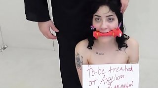 Hot nympho is taken in anal hole asylum for painful treatmen