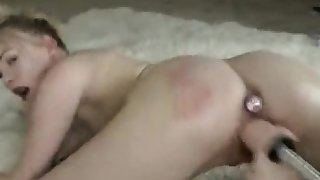 Drilled By A Extreme Machine Camgirl On Camlivehub