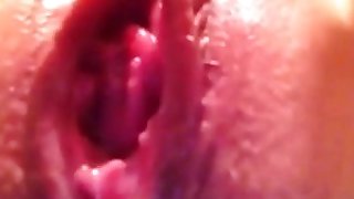Close up of ebony squirting pussy